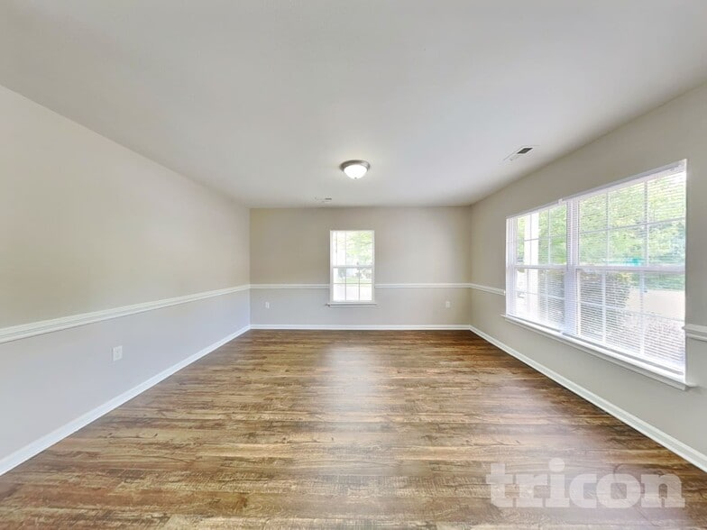 Building Photo - 5251 Grays Ridge Dr