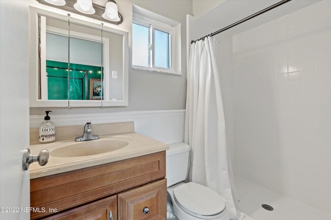 Building Photo - 8440 Frost St N