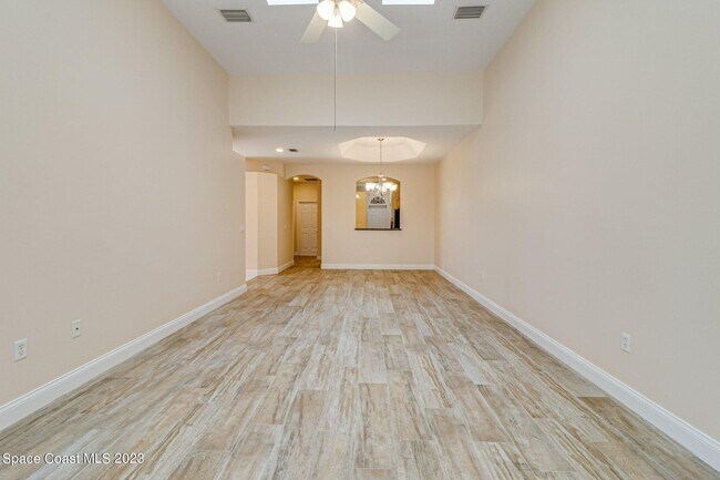 Building Photo - 526 McGuire Blvd
