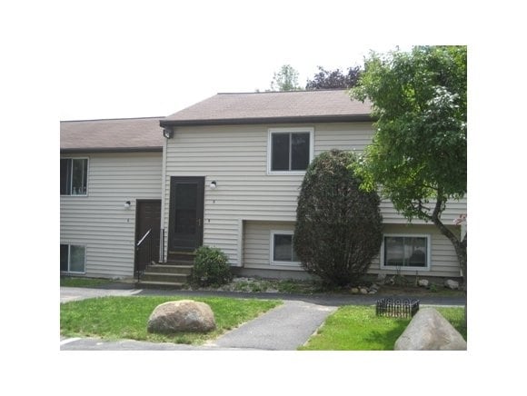 Primary Photo - 901 Mammoth Rd