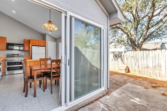 Building Photo - 3511 Arbor Pl