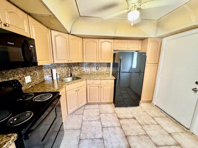 Building Photo - 3300 Spanish Moss Terrace