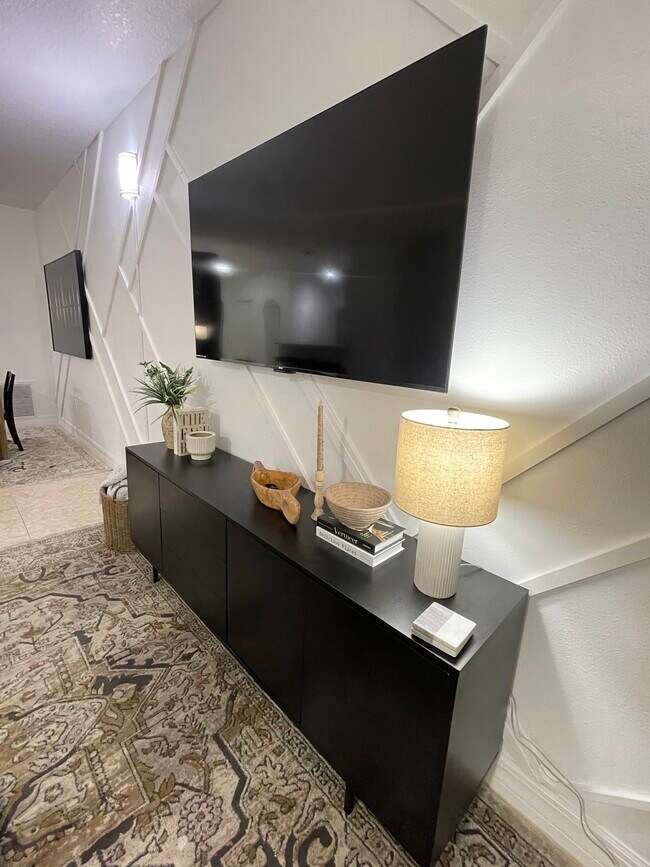 Building Photo - 3111 Sun Lake Ct