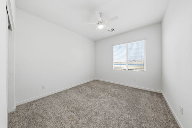 Building Photo - BRAND NEW, NEVER-LIVED-IN Lennar Corner Unit — 4 Bed / 3 Bath with Premium Upgrades!