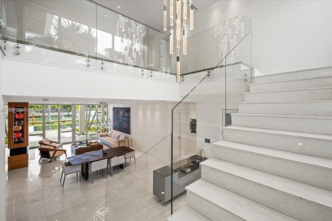 Building Photo - 3465 Meridian Ave