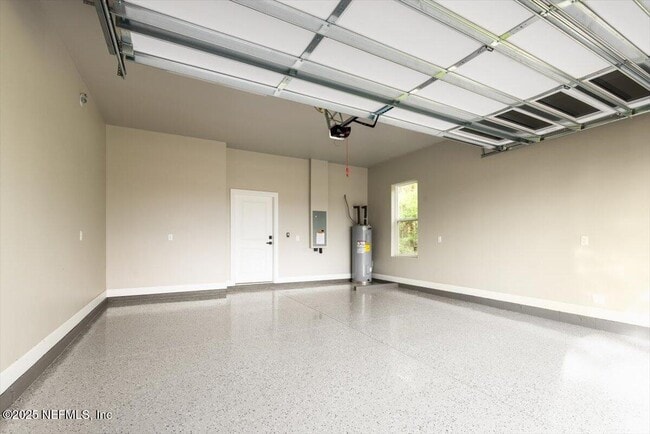 Building Photo - 5405 Heckscher Dr