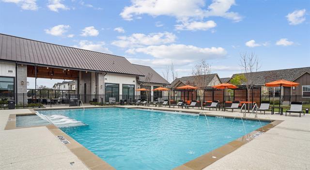 Building Photo - 5901 Blue Sapphire Ave