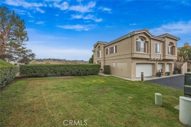 Building Photo - 28677 La Azteca