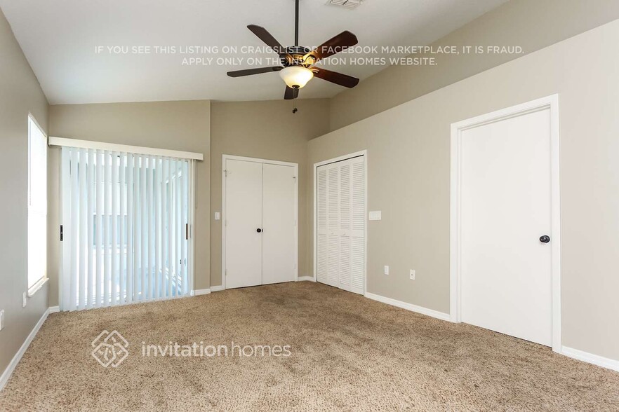 Building Photo - 4416 11th Ave E