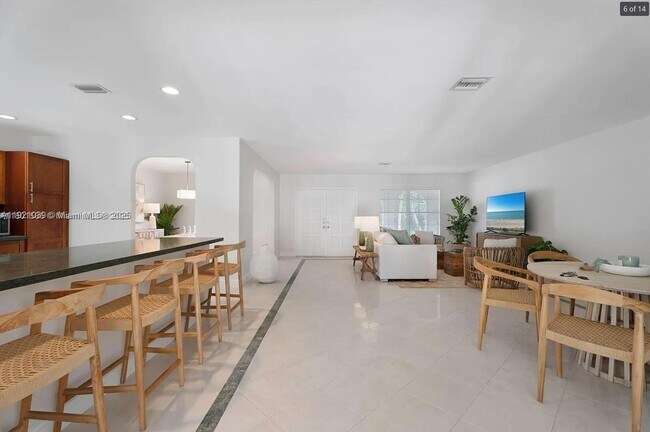 Building Photo - 8700 SW 64th Ave