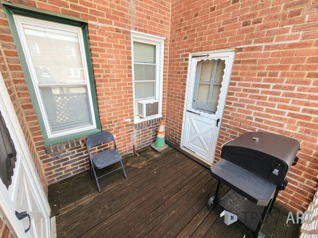 Building Photo - 3 bedroom house in Tacony