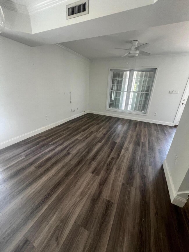 Building Photo - 374 73rd St