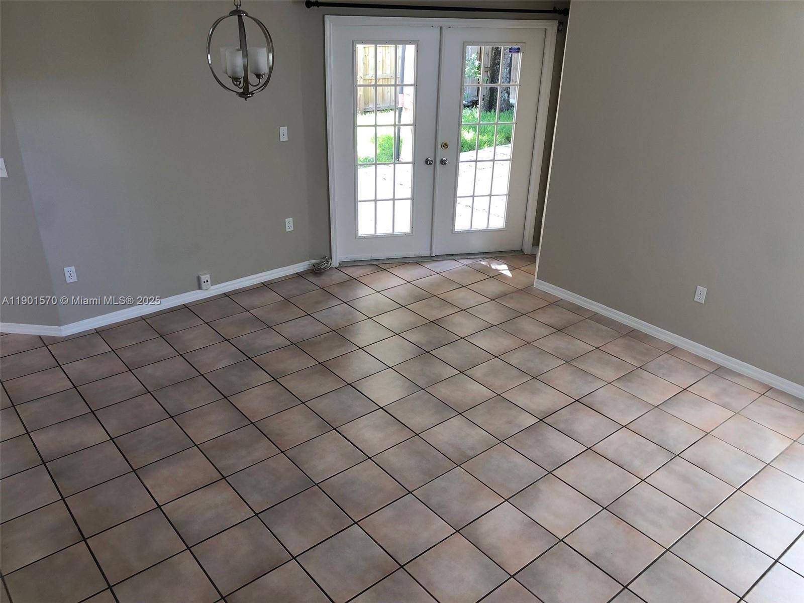 Building Photo - 11274 SW 64th Ln