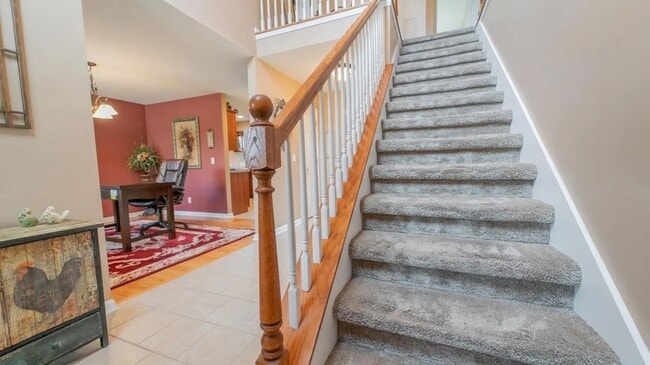 Building Photo - 2453 Blarney Stone Dr