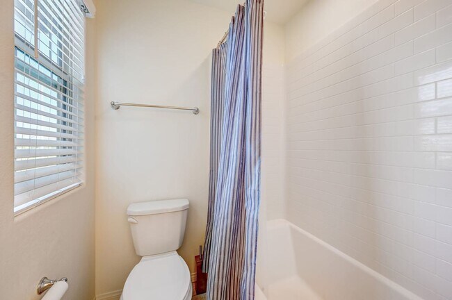 Building Photo - HOUSING CHOICE VOUCHER APPROVED! Beautiful Corner Home in Henderson – Built in 2021!