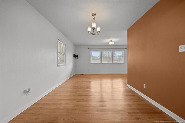 Building Photo - 5419 Laramie Ct