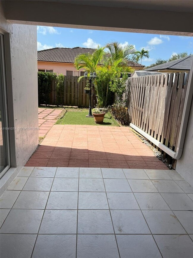 Building Photo - 16462 SW 48th Terrace