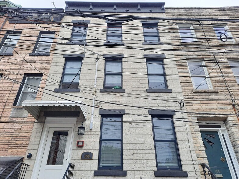 158 6th Street - Hoboken - 158 6th St