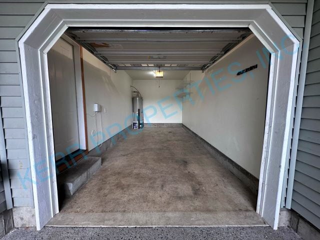 Building Photo - 714 SE Palmblad Pl