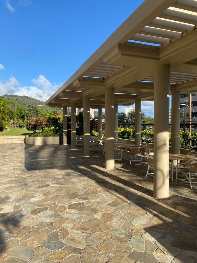 Building Photo - 1015 Wilder Ave