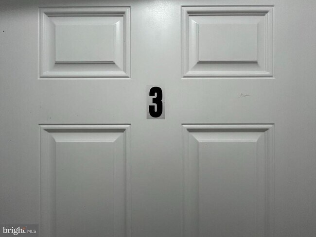 Building Photo - 222 W Patterson St