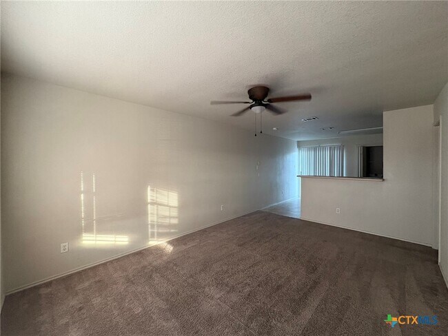 Building Photo - 2102 Tahoe Ct