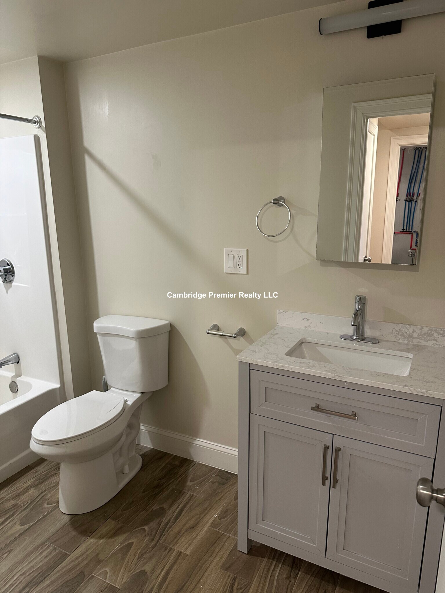 Building Photo - 96 Willis Ave