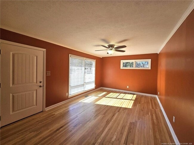 Building Photo - 266 Channing Dr