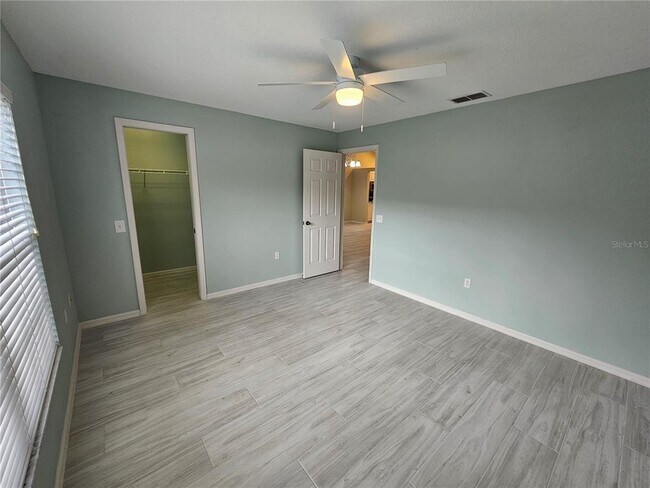 Building Photo - 4250 Players Pl