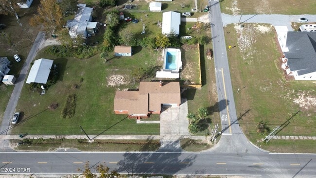 Building Photo - 607 N Star Ave