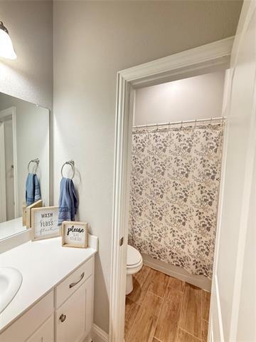 Building Photo - 210 Jacaranda Dr