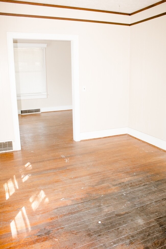 Building Photo - 430 Littleton St