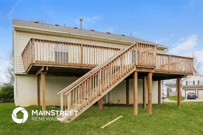 Building Photo - 1527 Berkhard Dr