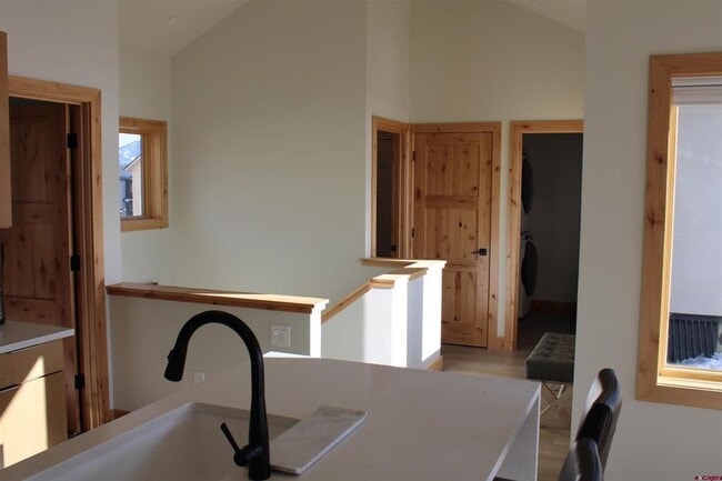 Building Photo - 101 Elk Valley Rd