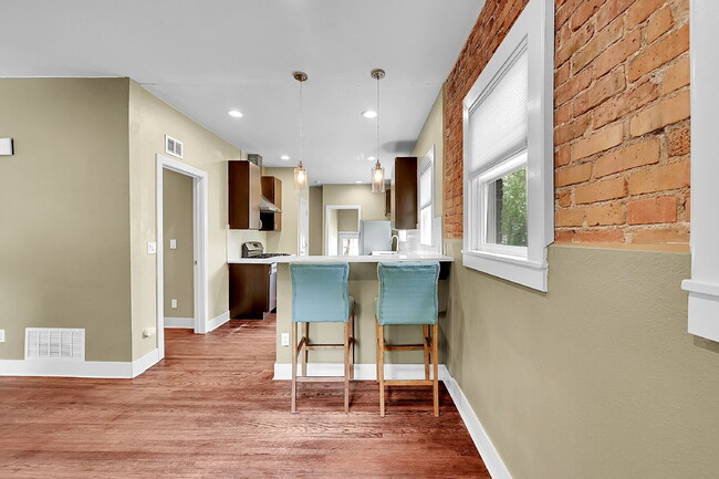 Building Photo - $3,700- Charming and Updated 4 bed, 3 bath Home in West Highland Denver!