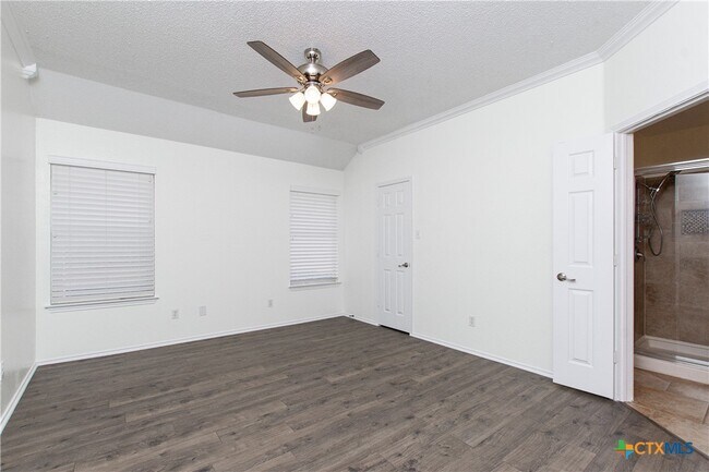 Building Photo - 1802 Lava Ln