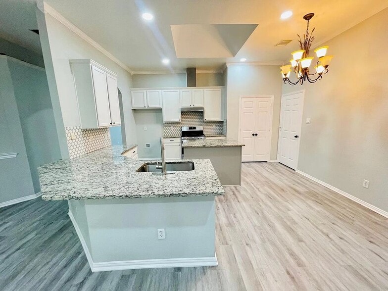 Building Photo - 5628 Rickshaw Ln