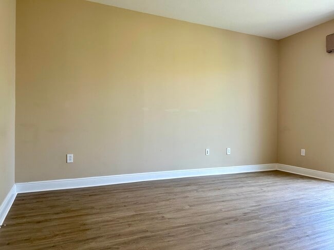 Building Photo - 3803 NW 5th Terrace