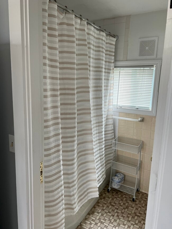 Building Photo - 35 Arlington St