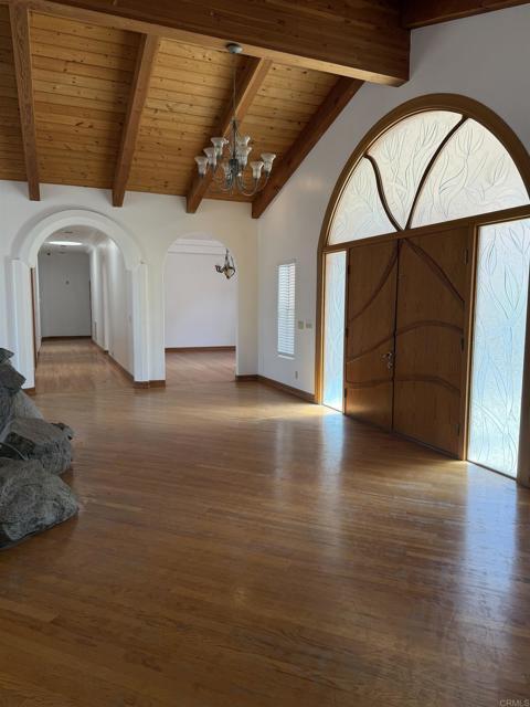 Building Photo - 1555 Willow Glen Dr
