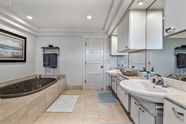 Building Photo - 68-421 Crozier Drive