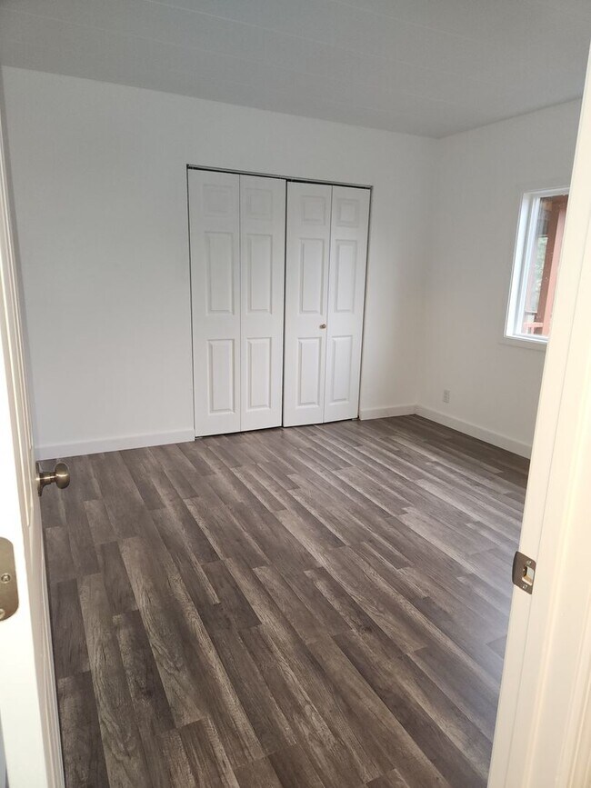 Building Photo - 3bed 2bath House