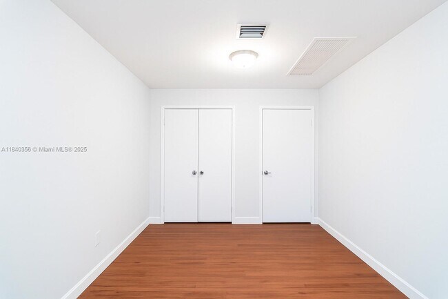 Building Photo - 888 Biscayne Blvd