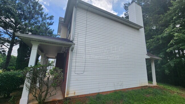 Building Photo - 207 Kendrick Estates Dr