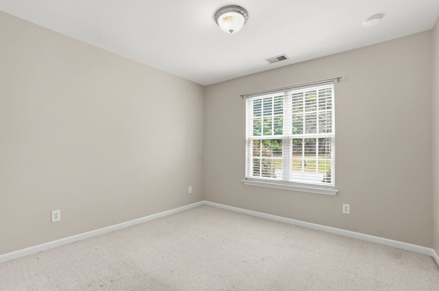 Building Photo - 2830 Black Walnut Ln