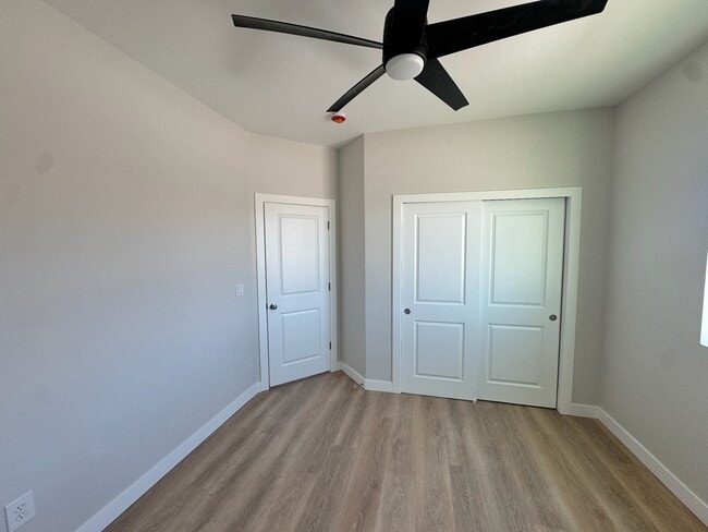 Building Photo - 7492 S Branding Iron Rd