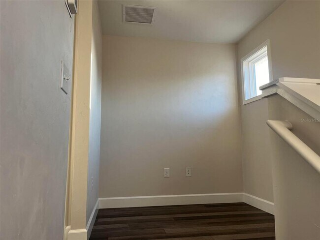 Building Photo - 1641 NW 121st Way