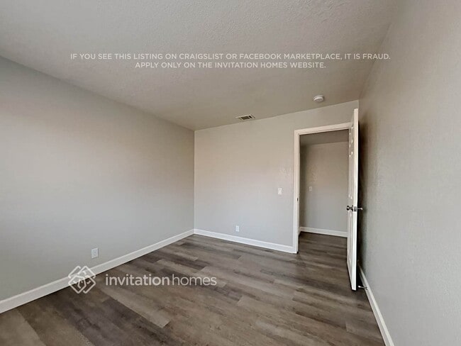 Building Photo - 411 Union Ct