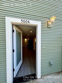 Building Photo - 5004 SE 38th Ave