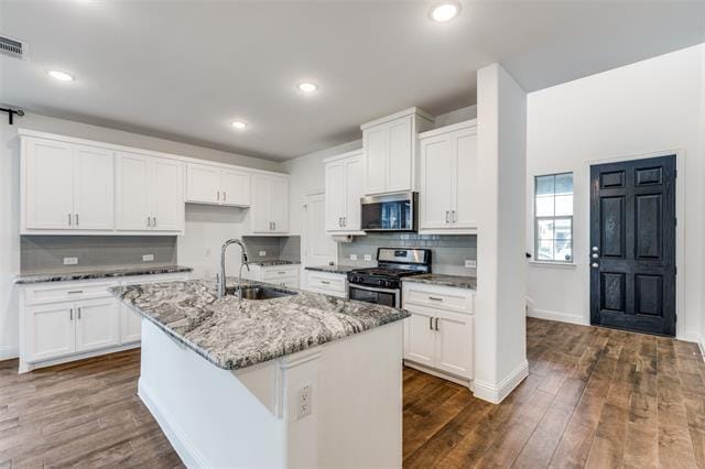 Building Photo - 1400 Elizabeth St